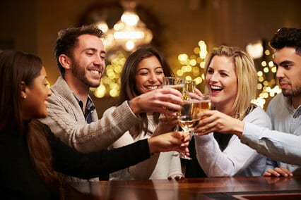 friends-bar-68250359web