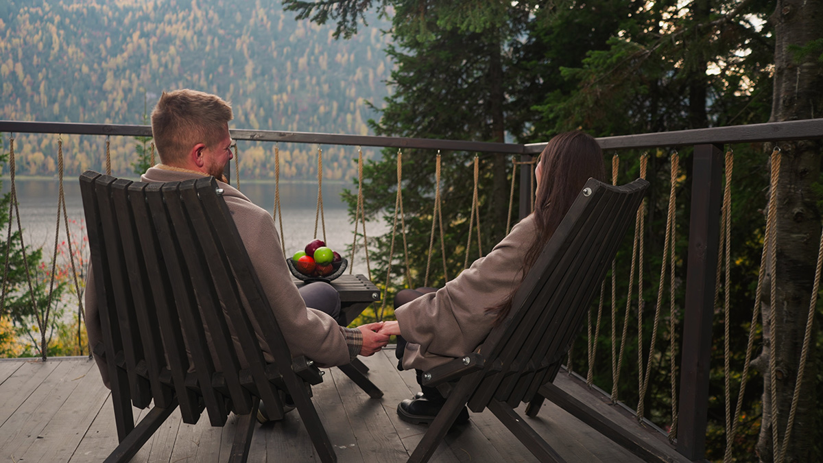 Couple-ecoresort-SBI-350166783POST Eco-tourism